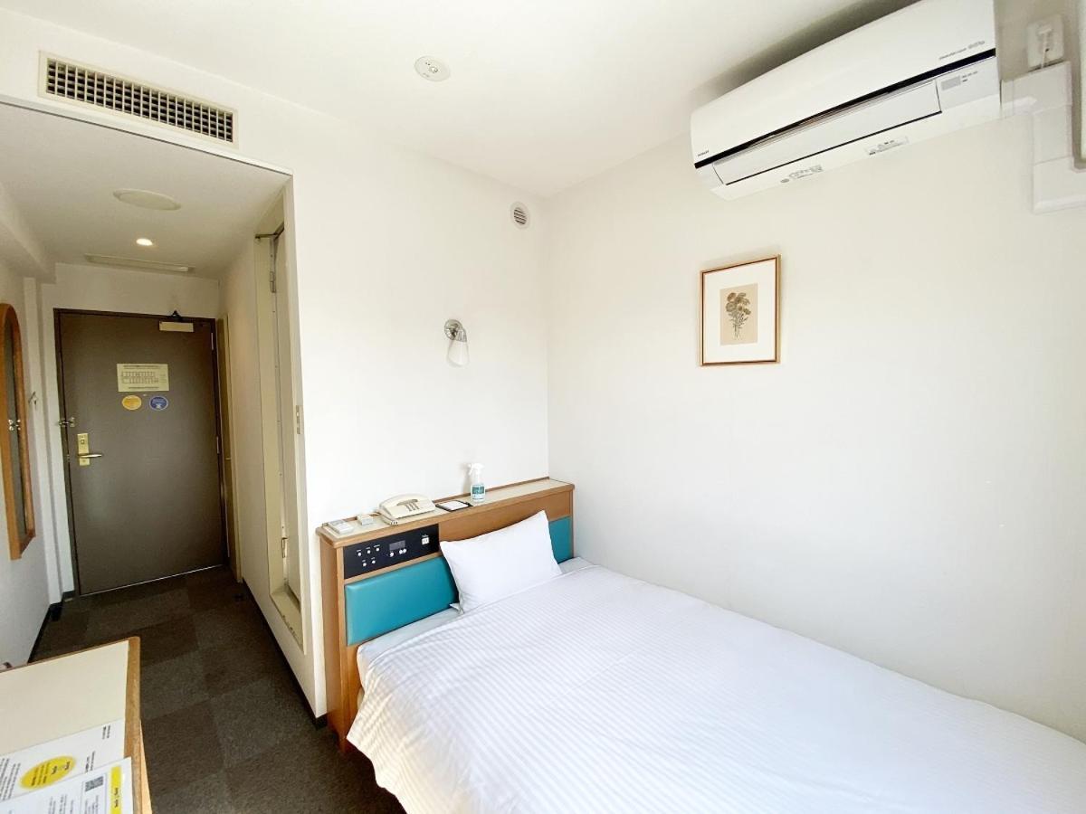 Smile Hotel Kitaasaka Exterior photo